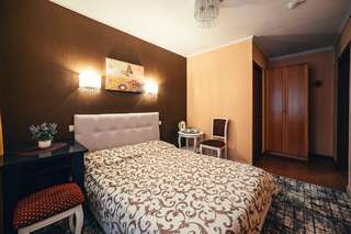 Гостиница Глобус Отель Пермь Двухместный номер «СТАНДАРТ » 702-2